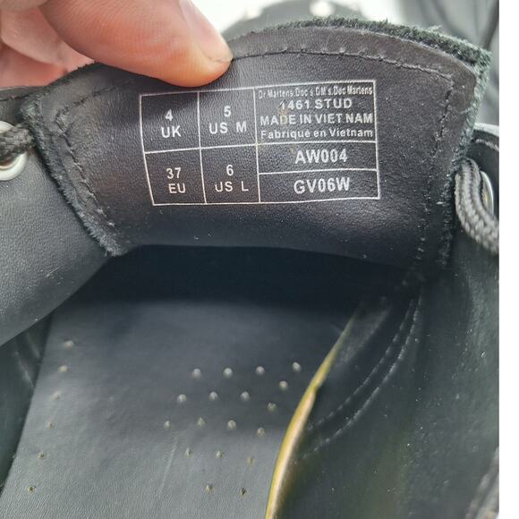 Near Mint Dr. Martens 1461 Stud Wanama Black Leather Oxfords US Men 5 Women 6 - Picture 13 of 16